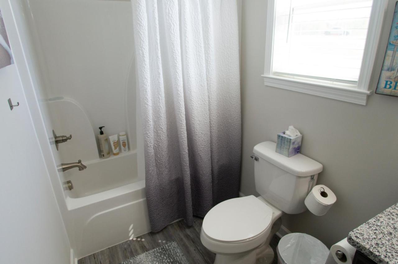 Great Little Guest Suite With Private Entry & Deck! Pet Friendly & 30 Mins To Nashville! Ashland City ภายนอก รูปภาพ