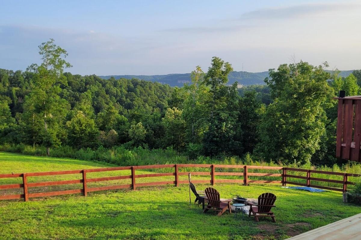 Great Little Guest Suite With Private Entry & Deck! Pet Friendly & 30 Mins To Nashville! Ashland City ภายนอก รูปภาพ